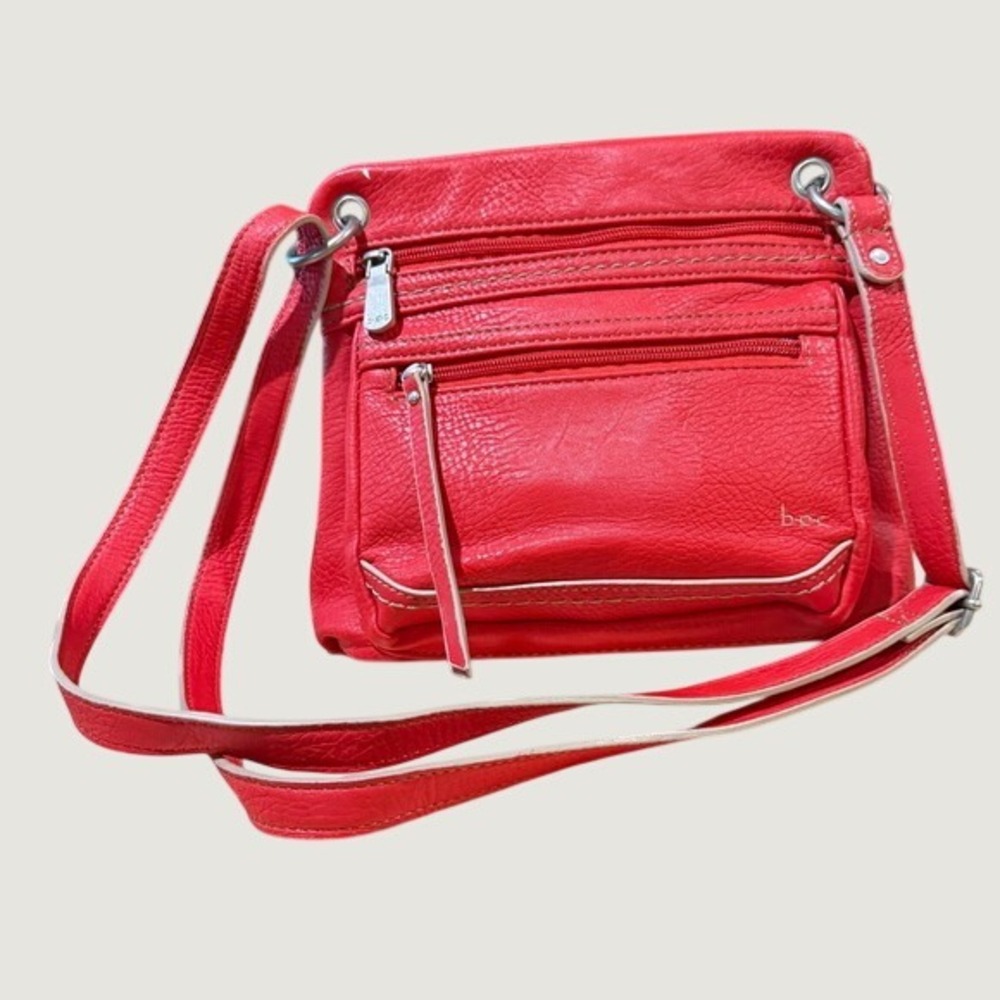 b.o.c.‎ Born Concept Red Pebbled Faux Leather Crossbody Organizer Bag